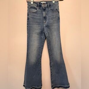 Abercrombie & Fitch Flare High Rise Bell Bottom Jeans size 28 size 6